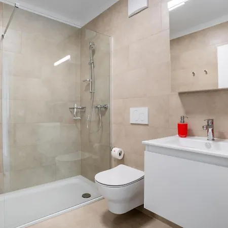 Loctowers A4-4-2 By Interhome *